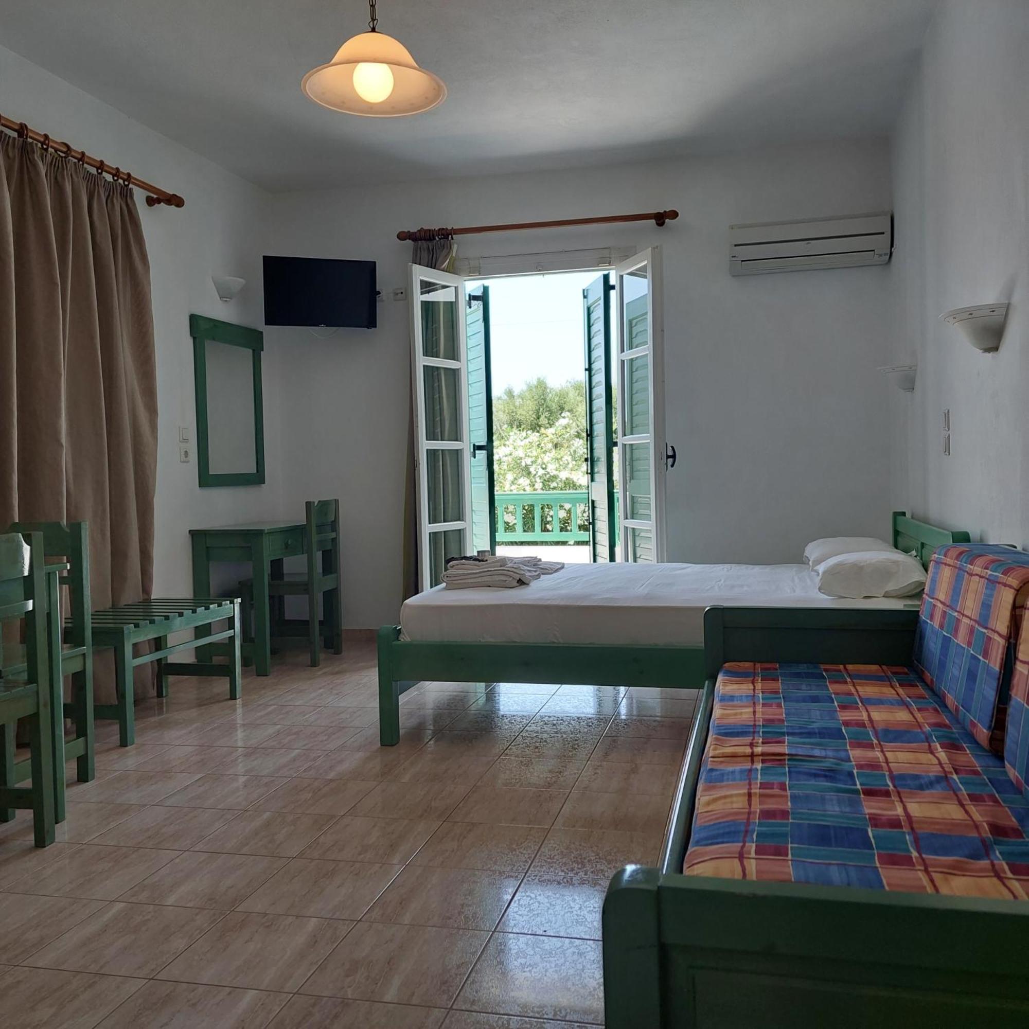 Agia Anna  Hotel Kapari מראה חיצוני תמונה