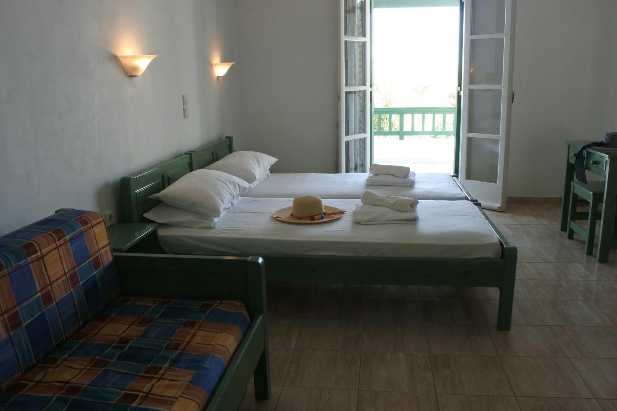 Agia Anna  Hotel Kapari מראה חיצוני תמונה