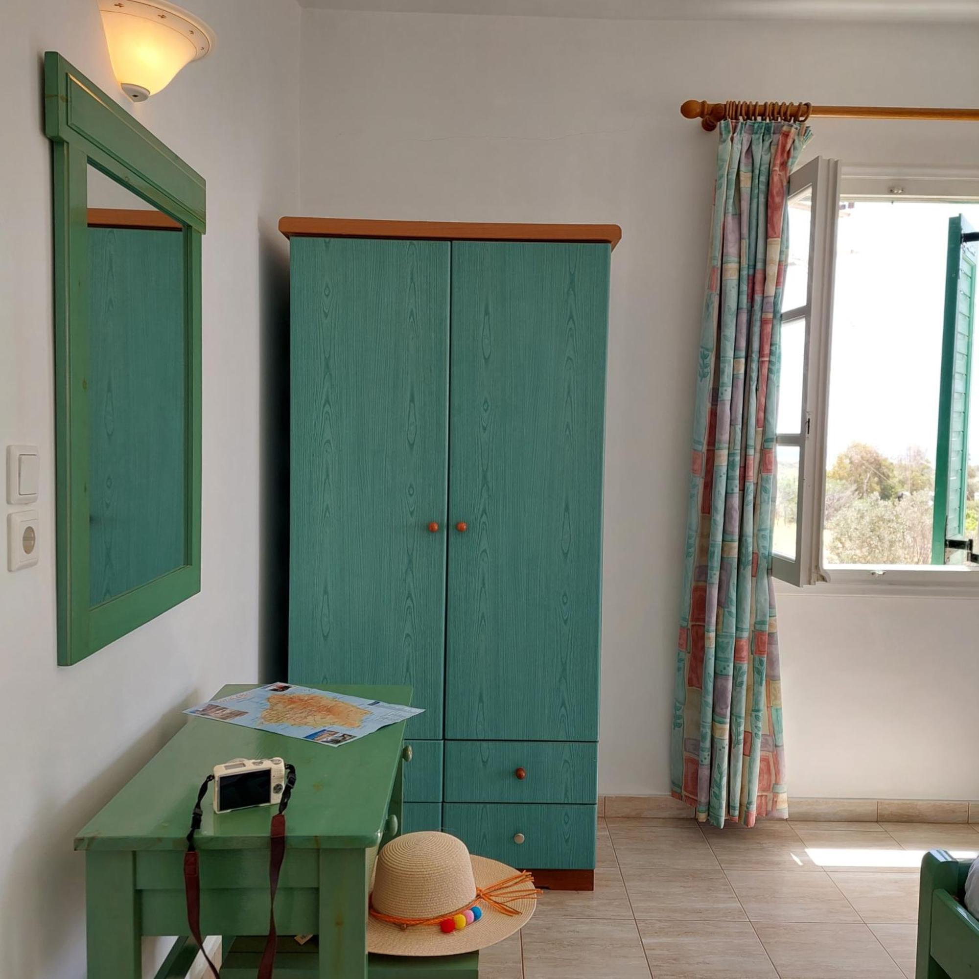 Agia Anna  Hotel Kapari מראה חיצוני תמונה